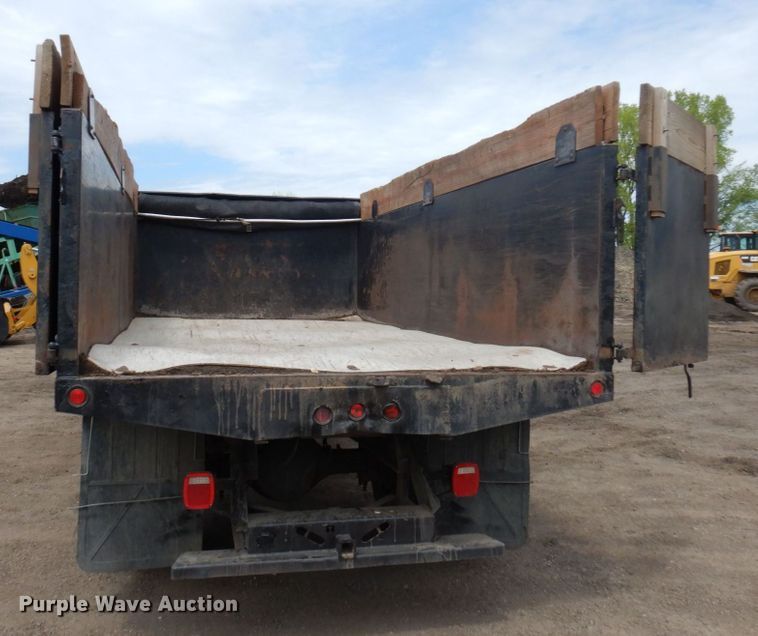 image for item MF9607 2009 International DuraStar 4300  dump truck