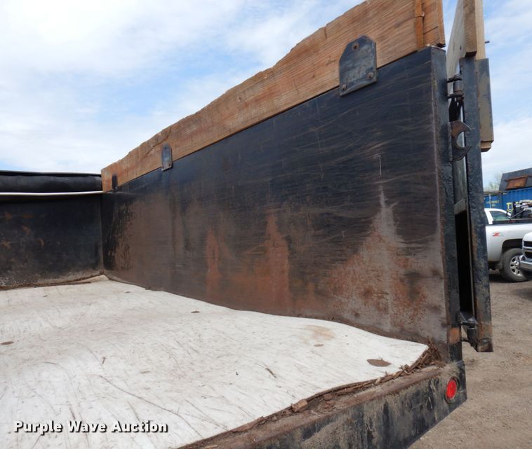 image for item MF9607 2009 International DuraStar 4300  dump truck