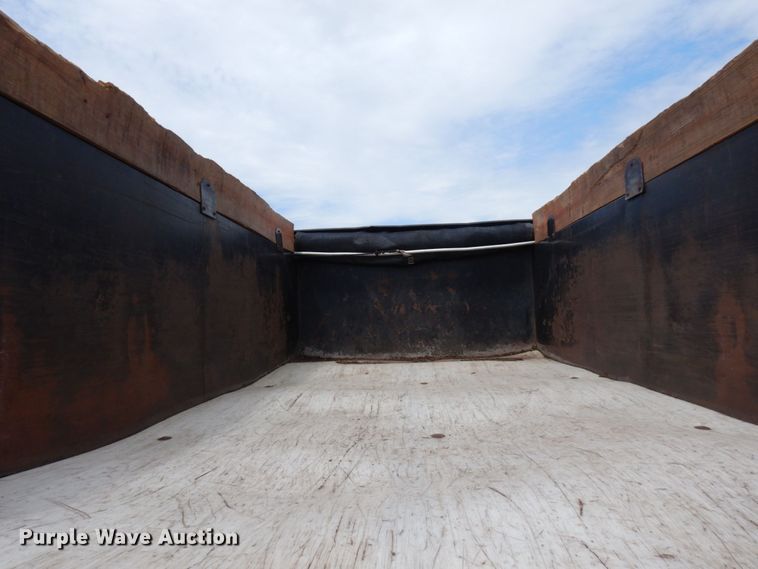 image for item MF9607 2009 International DuraStar 4300  dump truck