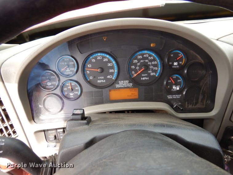 image for item MF9607 2009 International DuraStar 4300  dump truck