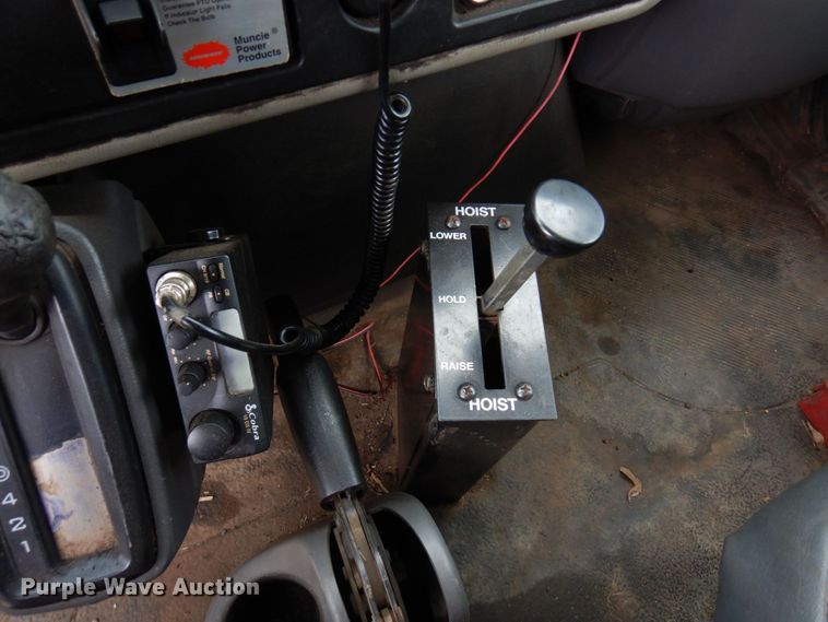 image for item MF9607 2009 International DuraStar 4300  dump truck