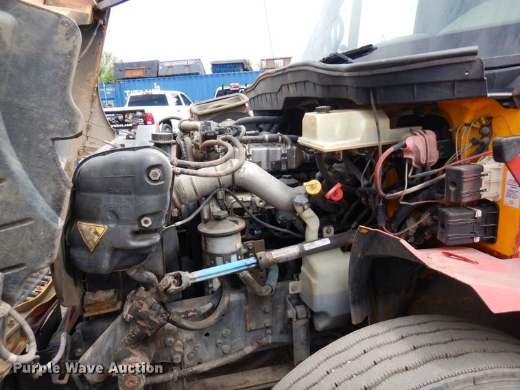 image for item MF9607 2009 International DuraStar 4300  dump truck