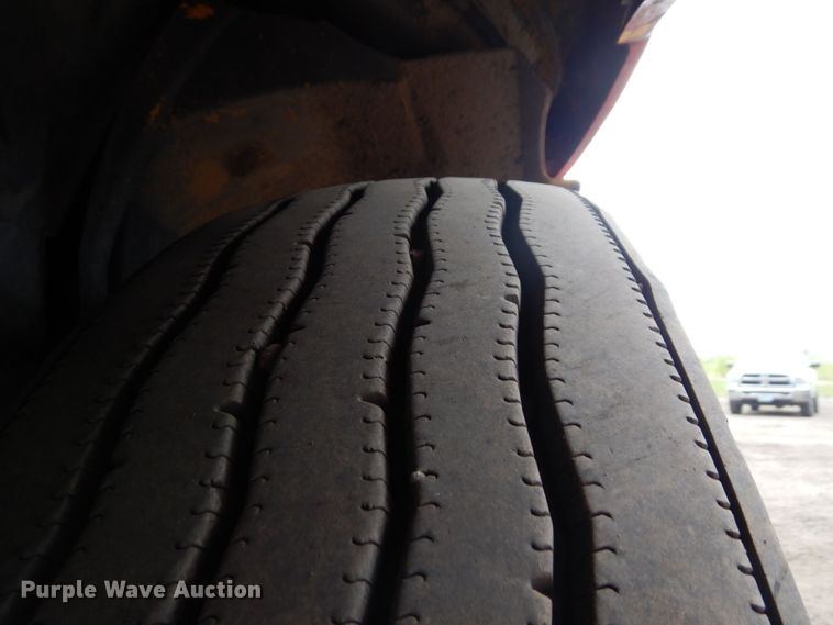 image for item MF9607 2009 International DuraStar 4300  dump truck