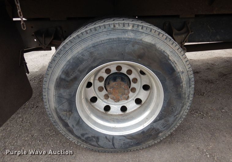 image for item MF9607 2009 International DuraStar 4300  dump truck