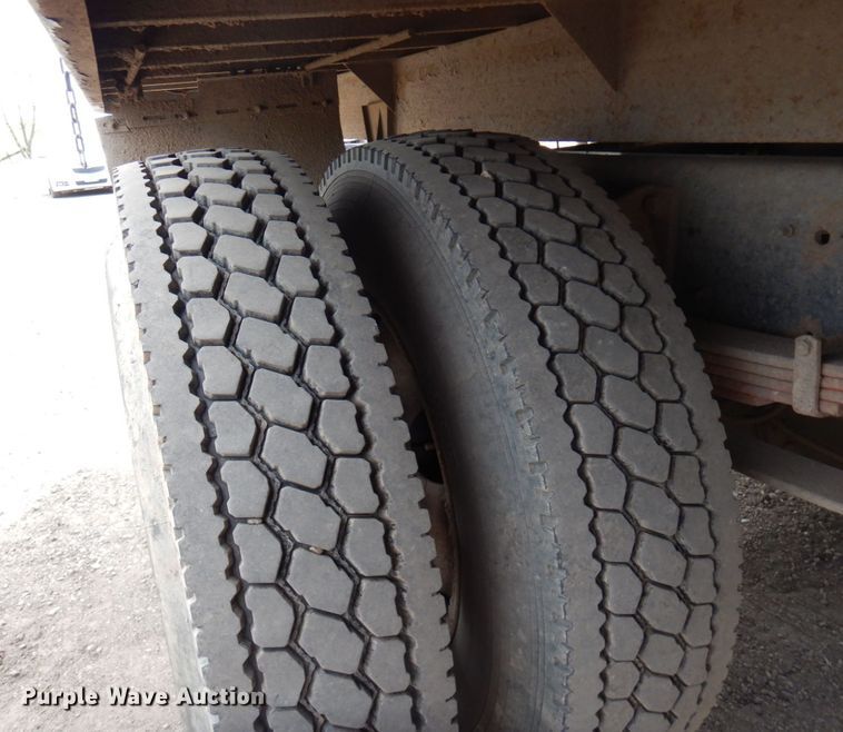 image for item MF9607 2009 International DuraStar 4300  dump truck