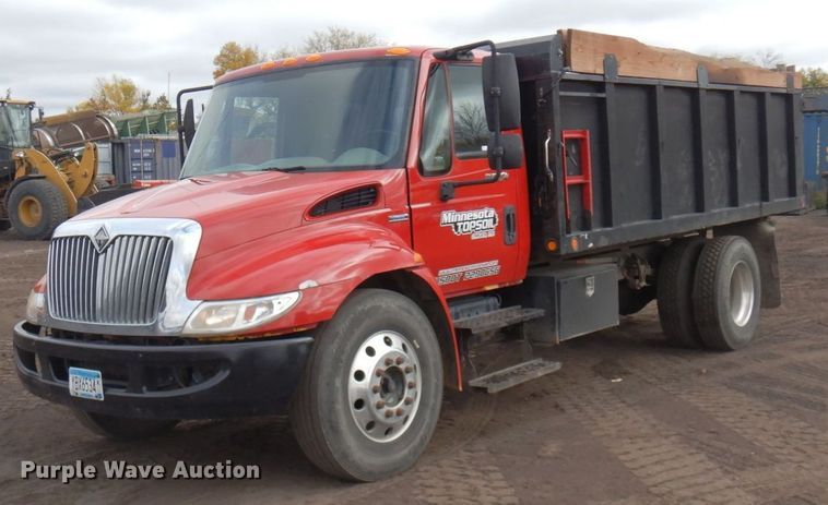 image for item MH9233 2009 International 4300 SBA  dump truck