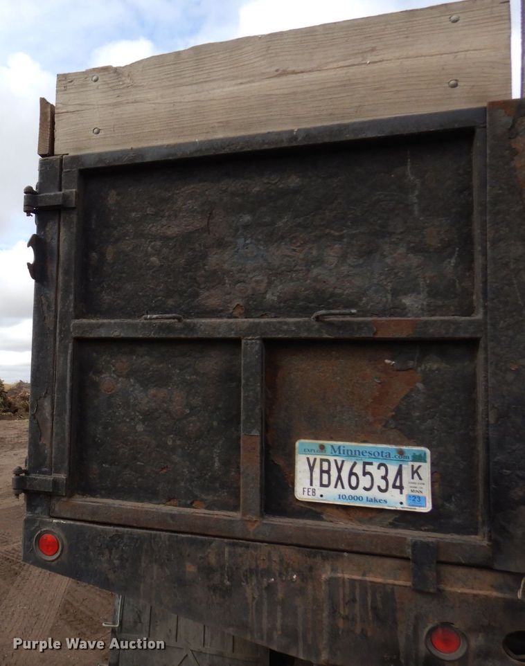 image for item MH9233 2009 International 4300 SBA  dump truck