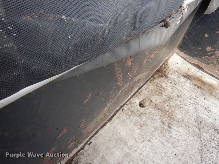 image for item MH9233 2009 International 4300 SBA  dump truck