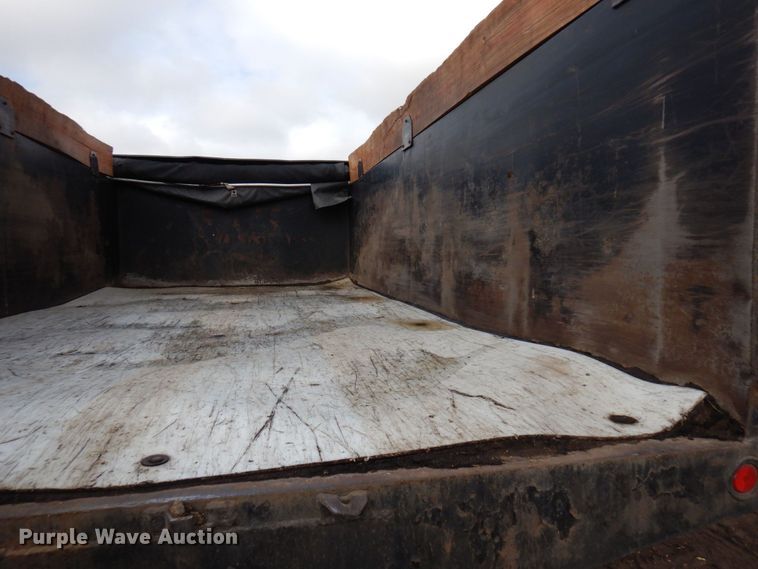 image for item MH9233 2009 International 4300 SBA  dump truck