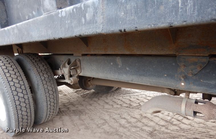 image for item MH9233 2009 International 4300 SBA  dump truck