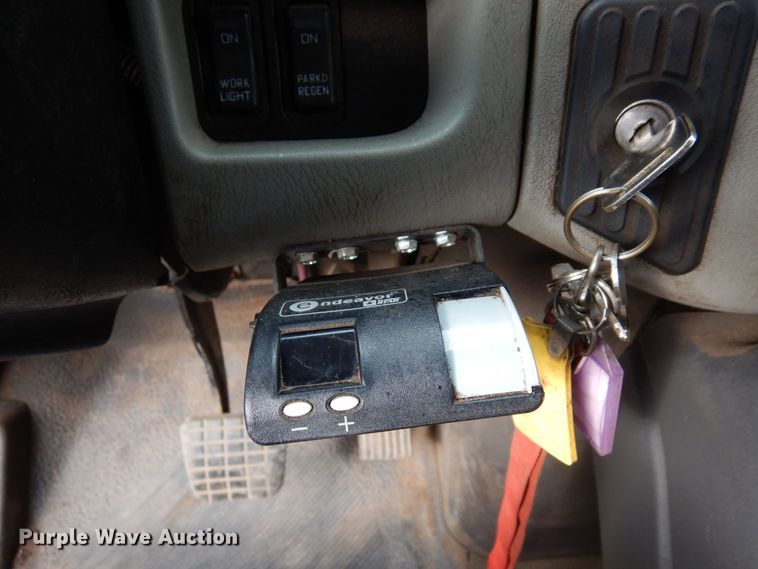 image for item MH9233 2009 International 4300 SBA  dump truck