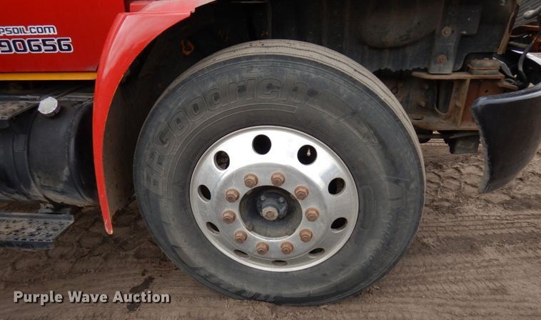 image for item MH9233 2009 International 4300 SBA  dump truck