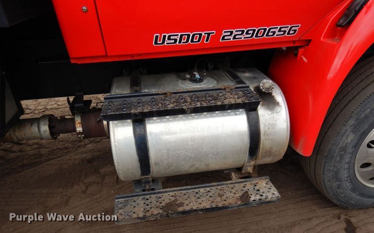 image for item MH9234 2012 International 4400 SBA  dump truck