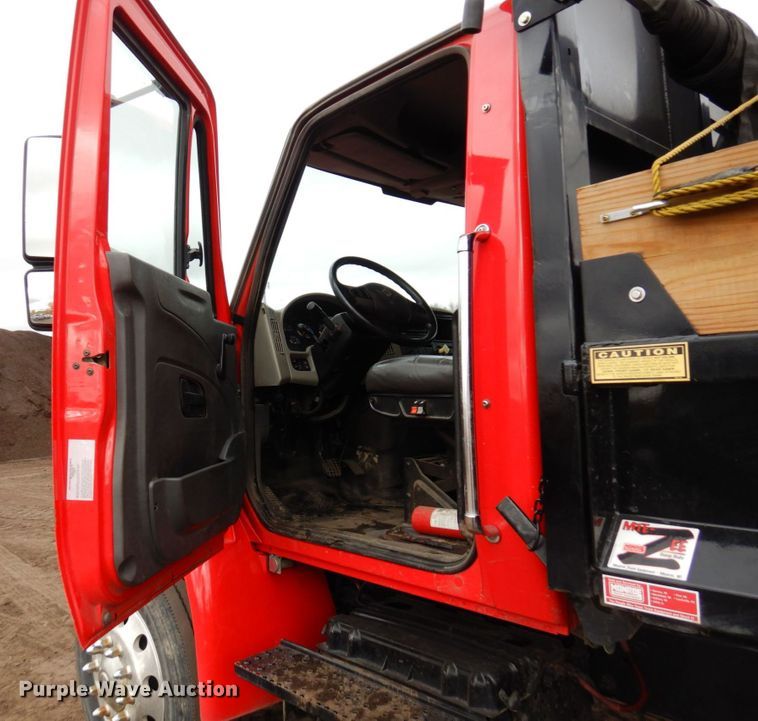 image for item MH9234 2012 International 4400 SBA  dump truck