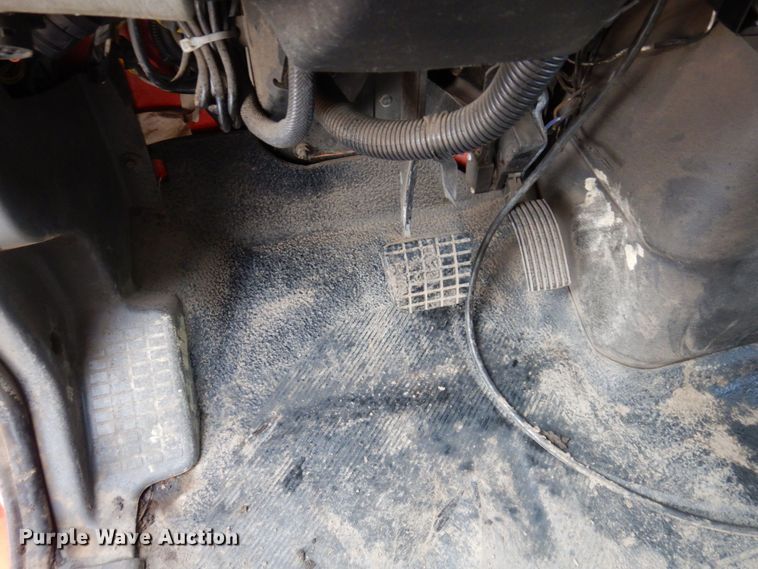 image for item MH9234 2012 International 4400 SBA  dump truck