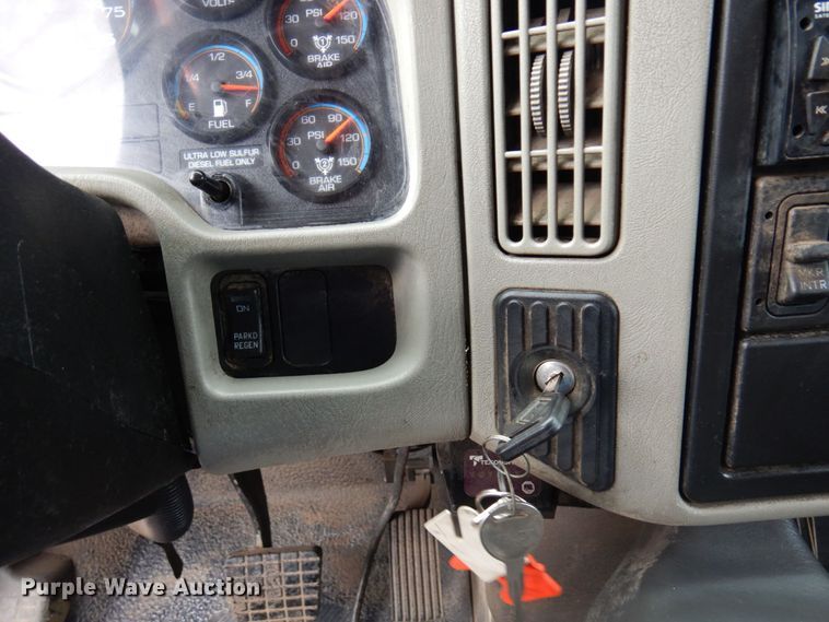 image for item MH9234 2012 International 4400 SBA  dump truck