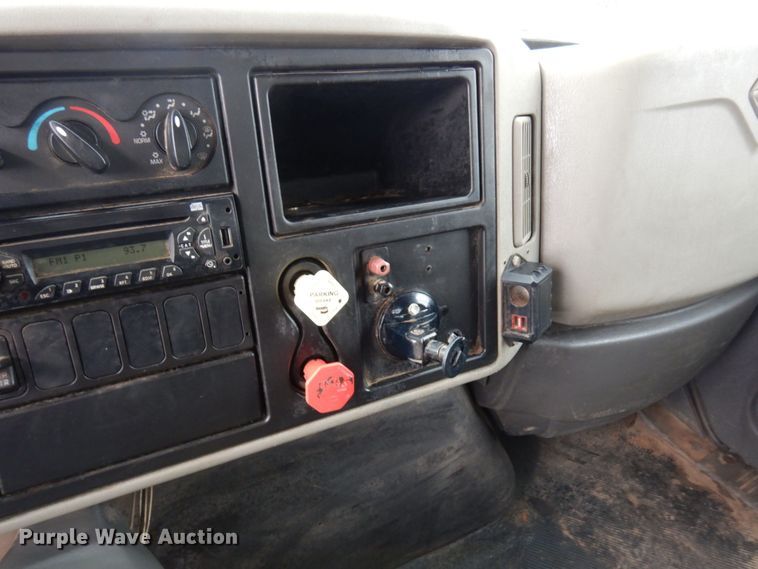 image for item MH9234 2012 International 4400 SBA  dump truck