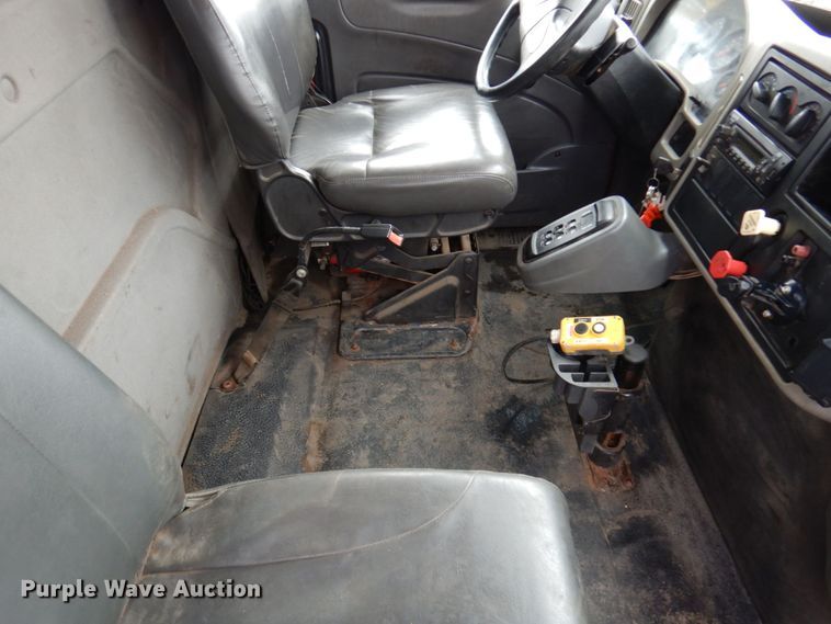 image for item MH9234 2012 International 4400 SBA  dump truck