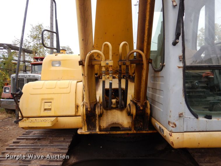 image for item MH9237 2001 Kobelco SK160LC  excavator