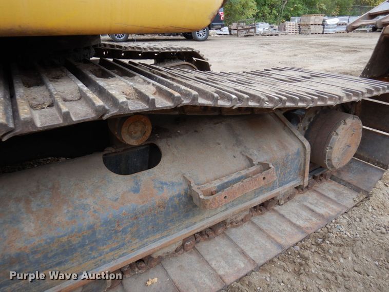 image for item MH9237 2001 Kobelco SK160LC  excavator