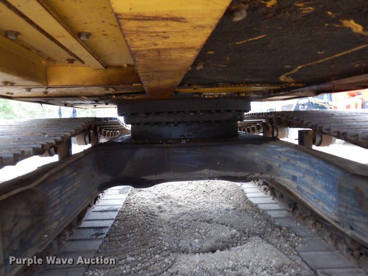 image for item MH9237 2001 Kobelco SK160LC  excavator