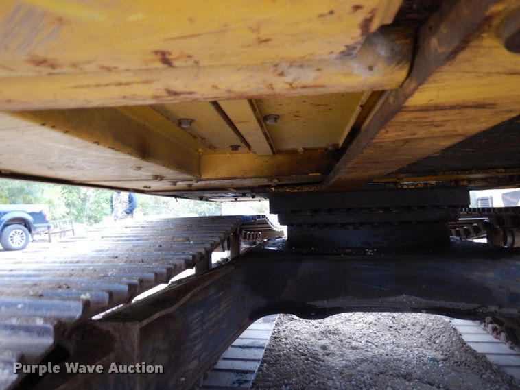 image for item MH9237 2001 Kobelco SK160LC  excavator