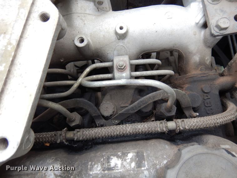 image for item MH9237 2001 Kobelco SK160LC  excavator