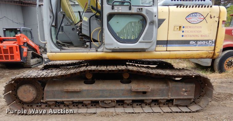 image for item MH9237 2001 Kobelco SK160LC  excavator