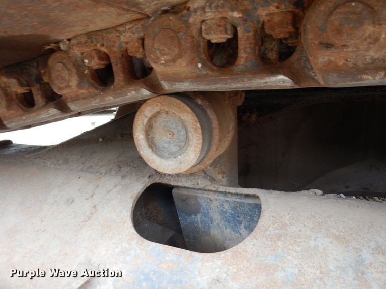 image for item MH9237 2001 Kobelco SK160LC  excavator