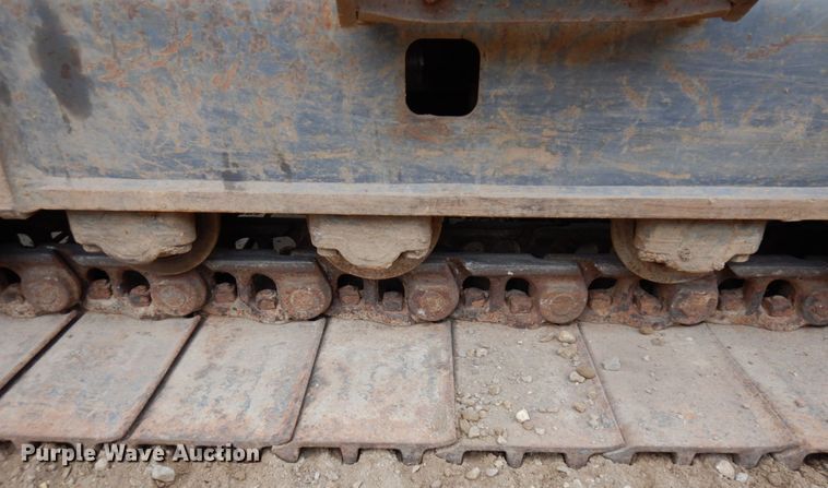 image for item MH9237 2001 Kobelco SK160LC  excavator