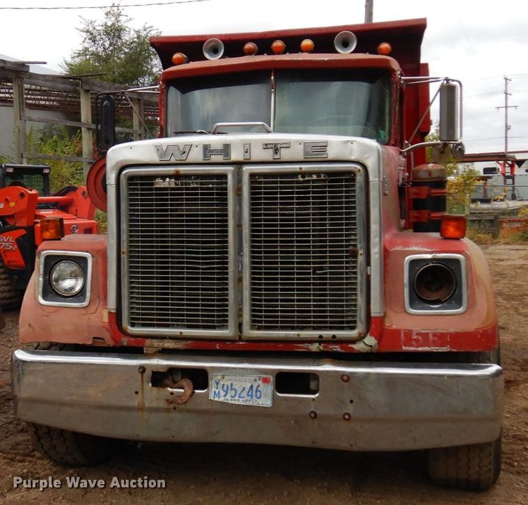 image for item MH9238 1976 White PT270  dump truck
