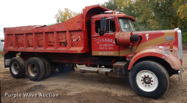 image for item MH9238 1976 White PT270  dump truck
