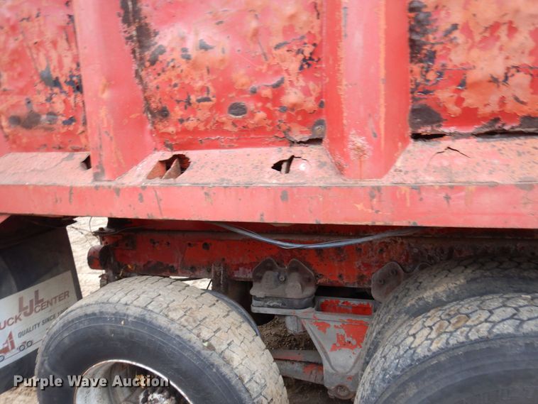 image for item MH9238 1976 White PT270  dump truck
