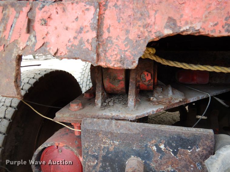 image for item MH9238 1976 White PT270  dump truck