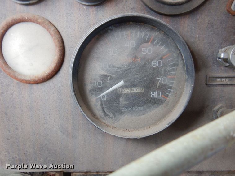 image for item MH9238 1976 White PT270  dump truck