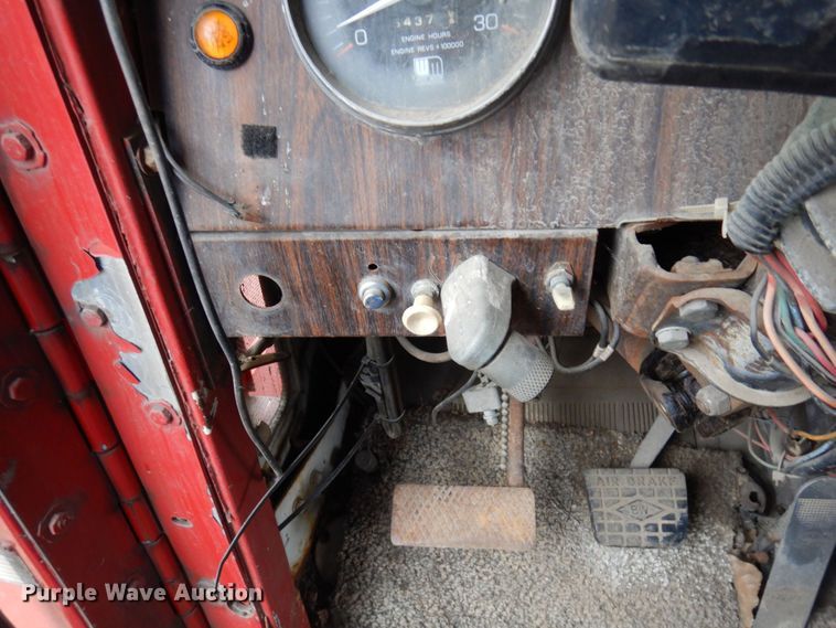 image for item MH9238 1976 White PT270  dump truck