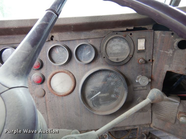 image for item MH9238 1976 White PT270  dump truck