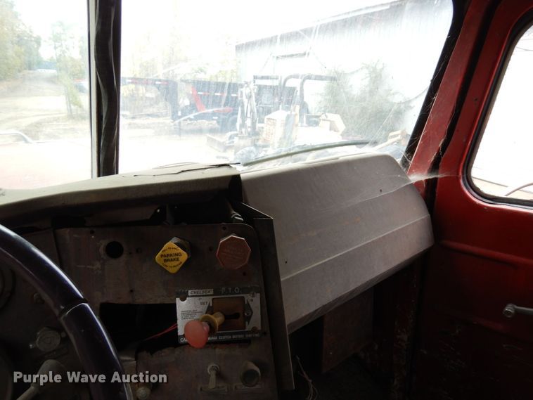 image for item MH9238 1976 White PT270  dump truck