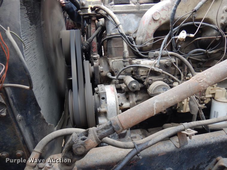 image for item MH9238 1976 White PT270  dump truck