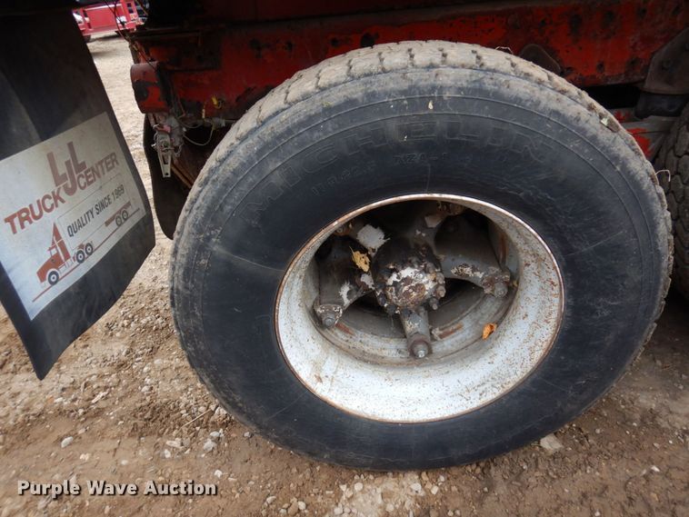 image for item MH9238 1976 White PT270  dump truck