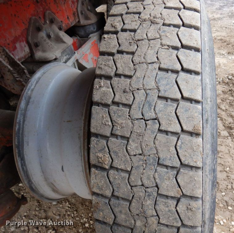 image for item MH9238 1976 White PT270  dump truck
