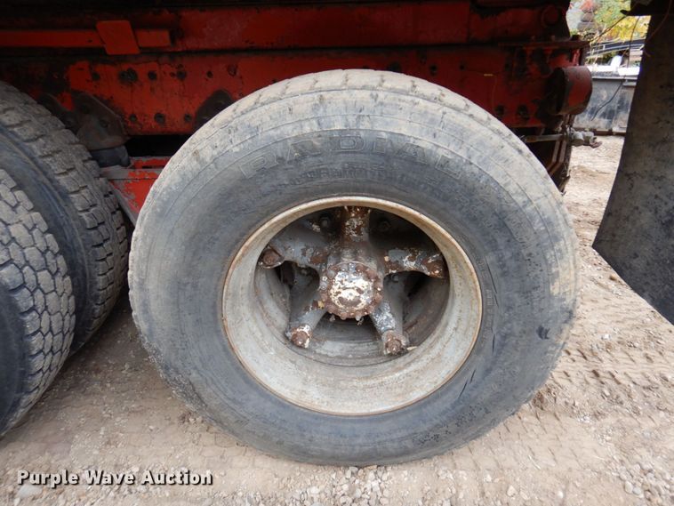 image for item MH9238 1976 White PT270  dump truck