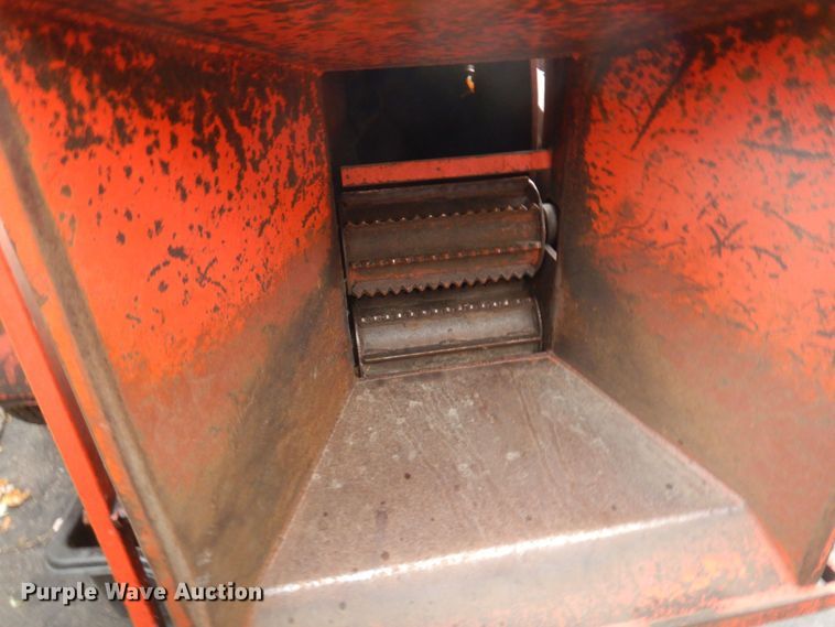 image for item MH9241 Eager Beaver 290  wood chipper