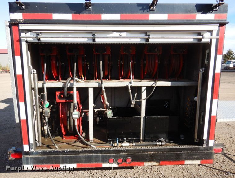 image for item MH9247 2012 Kaufman  lube trailer