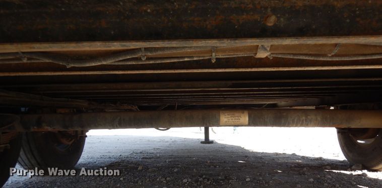 image for item MH9247 2012 Kaufman  lube trailer