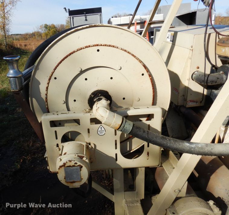 image for item MH9248 Finn T-330  hydroseeder