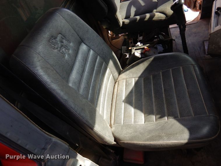 image for item MH9250 1995 Mack RD690S  dump truck