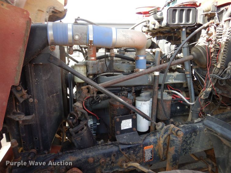 image for item MH9250 1995 Mack RD690S  dump truck