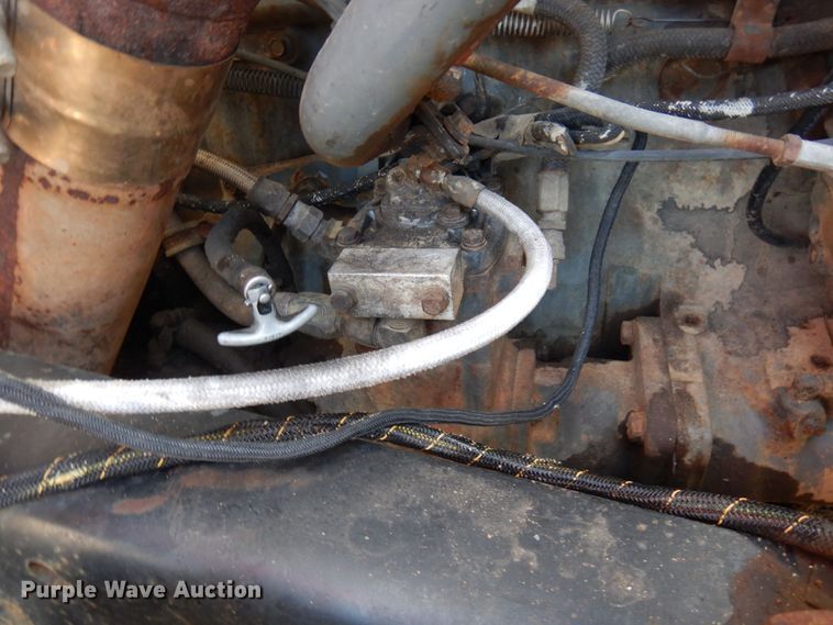 image for item MH9250 1995 Mack RD690S  dump truck