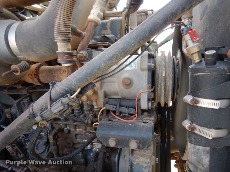 image for item MH9250 1995 Mack RD690S  dump truck